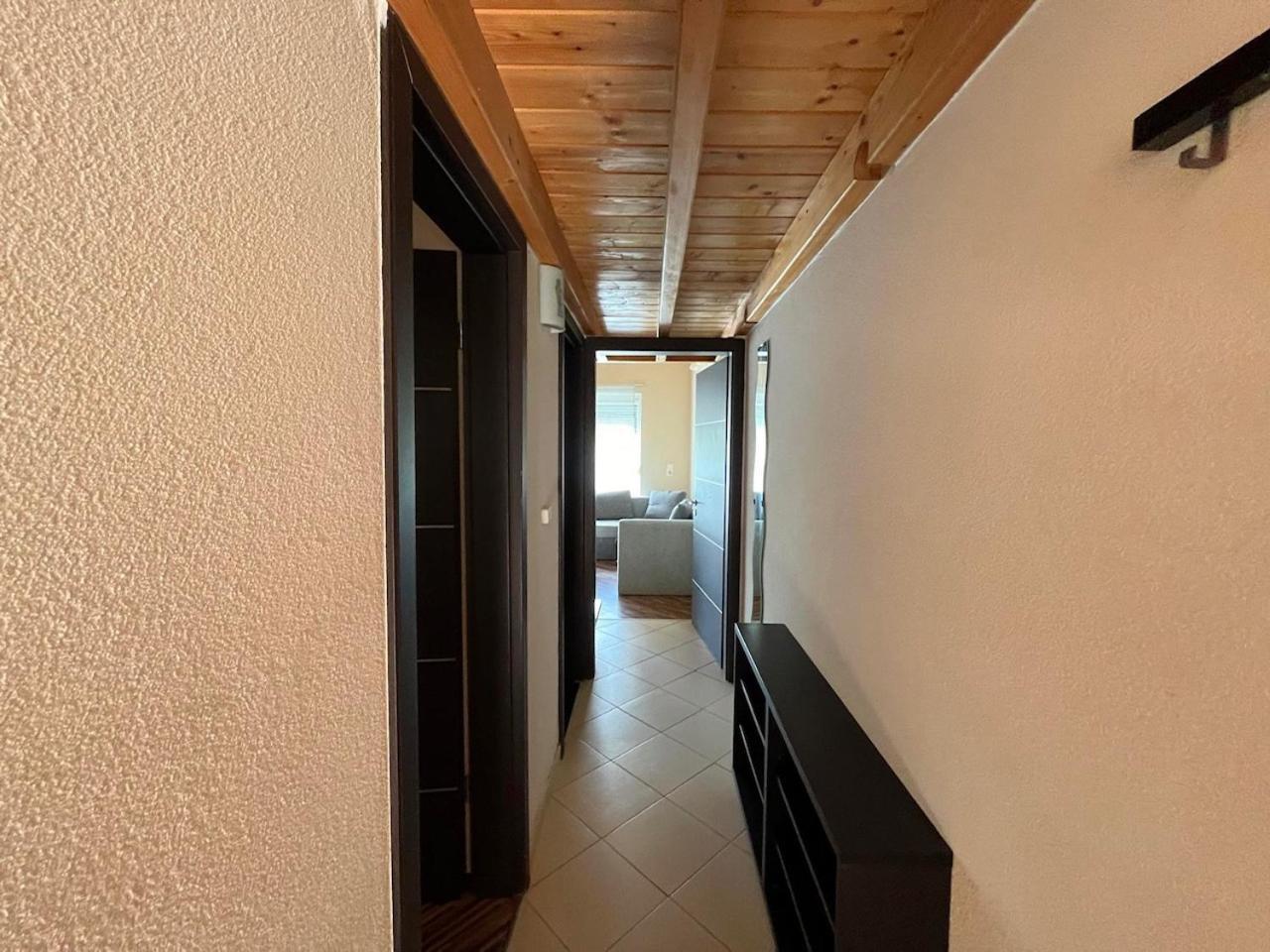 City Apartman Haz Balatonlelle Ngoại thất bức ảnh