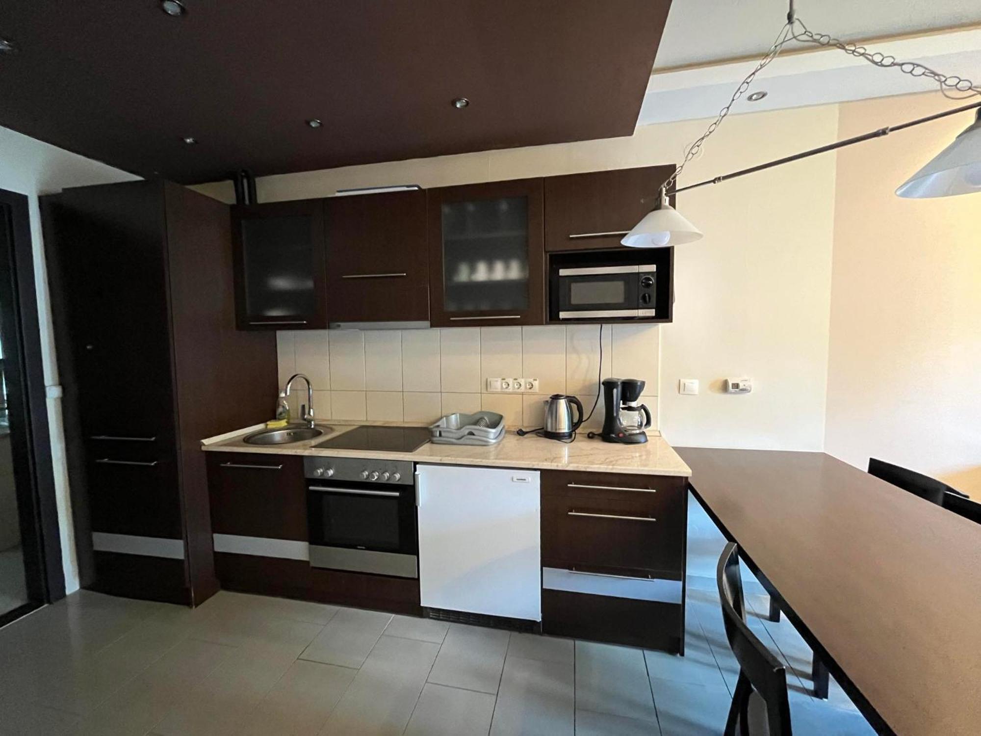 City Apartman Haz Balatonlelle Ngoại thất bức ảnh
