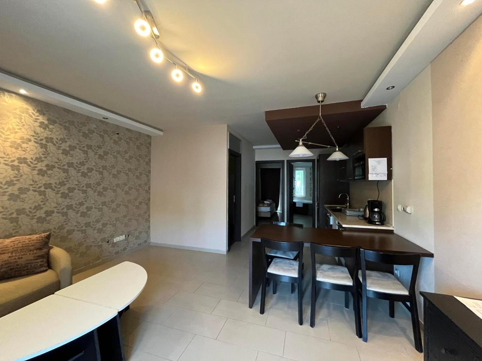 City Apartman Haz Balatonlelle Ngoại thất bức ảnh